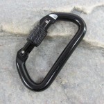 Black Locking D-Ring Carabiner: EDC locking-d-carabiner