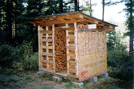 Wood pallets can be used to construct a firewood drying abnd storage 
